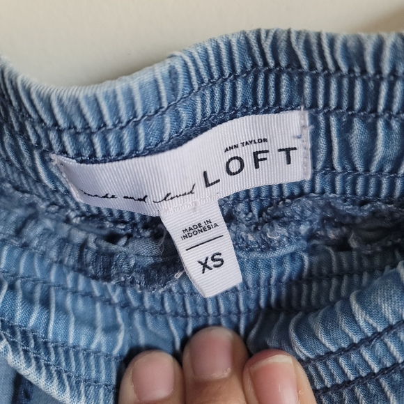 Ann Taylor Loft, Chambray Drawstring Shorts, Blue, Size XS - Picture 5 of 5